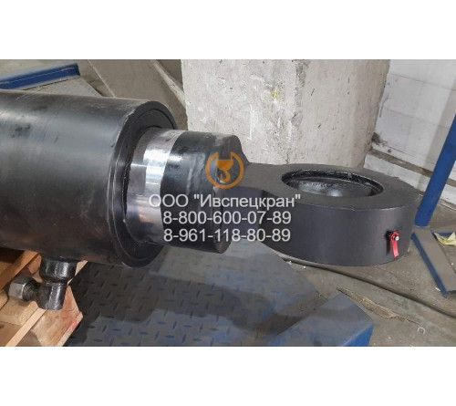 Гидроцилиндр подъема стрелы Ц-200.200.00.000 (200х160х2000)